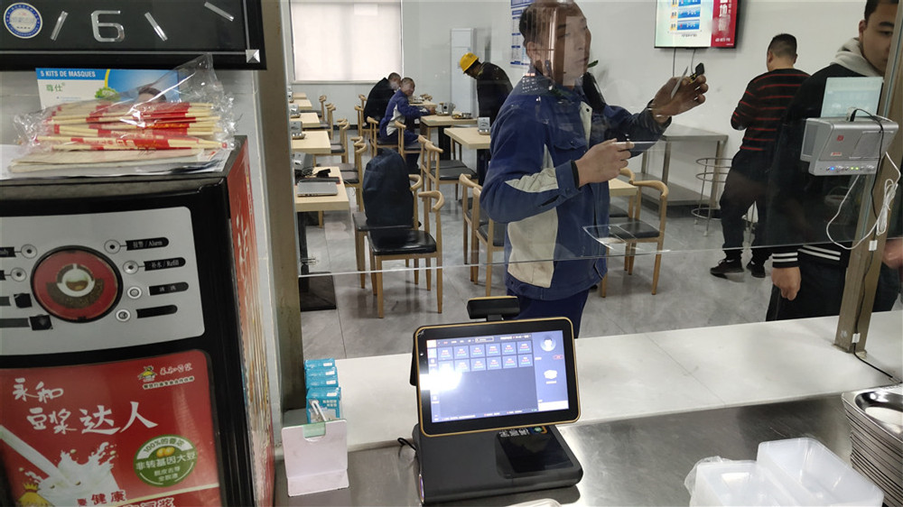 智能化转型：如何通过智慧食堂的设备与系统优化服务(图1)