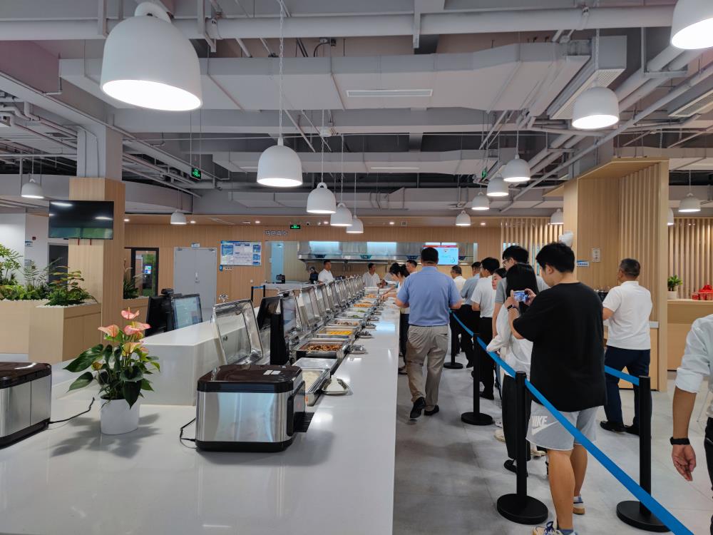 食堂管理系统上线后,大厂企业员工餐食满意度从 65% 提升到 92% 的秘诀(图1) 食堂管理系统上线后,大厂企业员工餐食满意度从 65% 提升到 92% 的秘诀(图1)